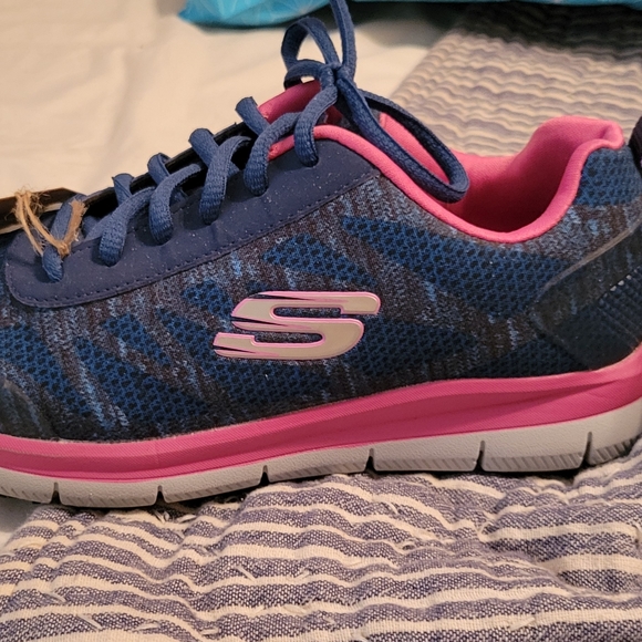 Sketches Workwear Shoes - Picture 1 of 3